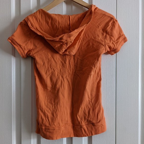 Hooded tee with pocket (Small/Medium) - Picture 2 of 4